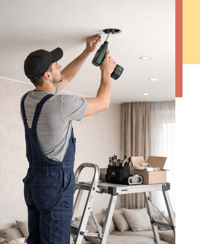 Установка и монтаж точечных светильников в натяжной потолок в Старом Осколе от 1821 руб. | ОТДЕЛОЧНИК-Срк